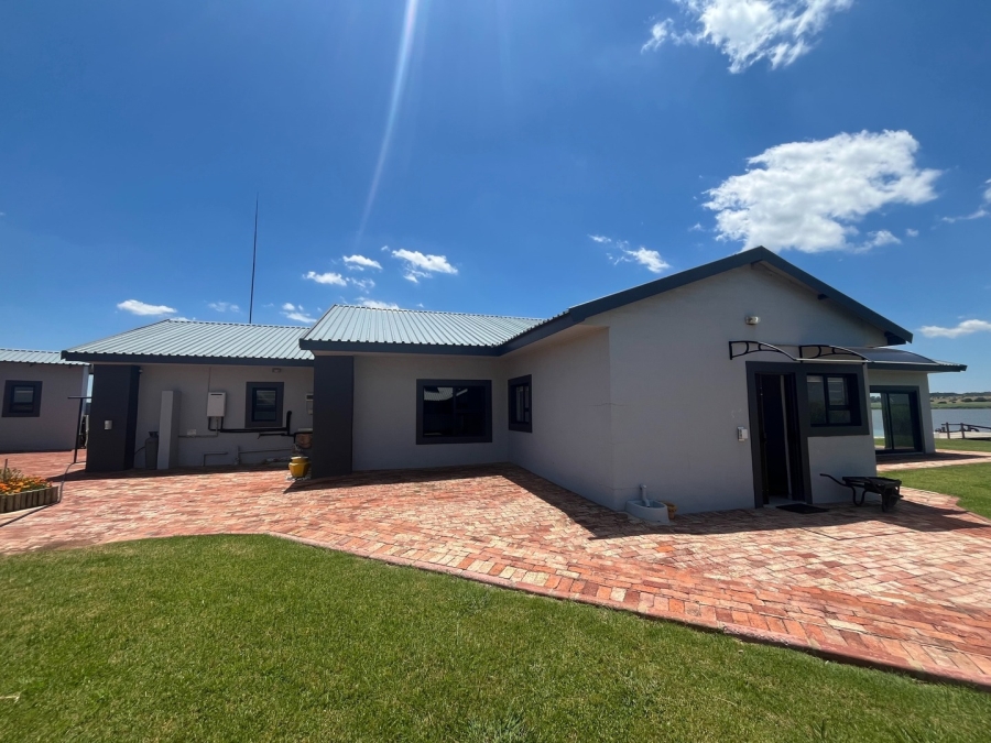 3 Bedroom Property for Sale in Klerksdorp Rural North West